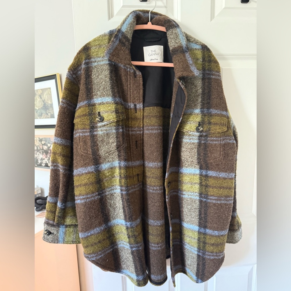 Aritzia Plaid Shirt Jacket